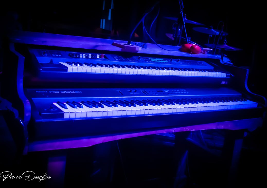 photo, photographie, artiste, spectacle,artiscène, Martin Deschamps, été 2023, Breen Leboeuf,  chanteur, groupe, musiciens, artistphtoto.ca, vidéo,